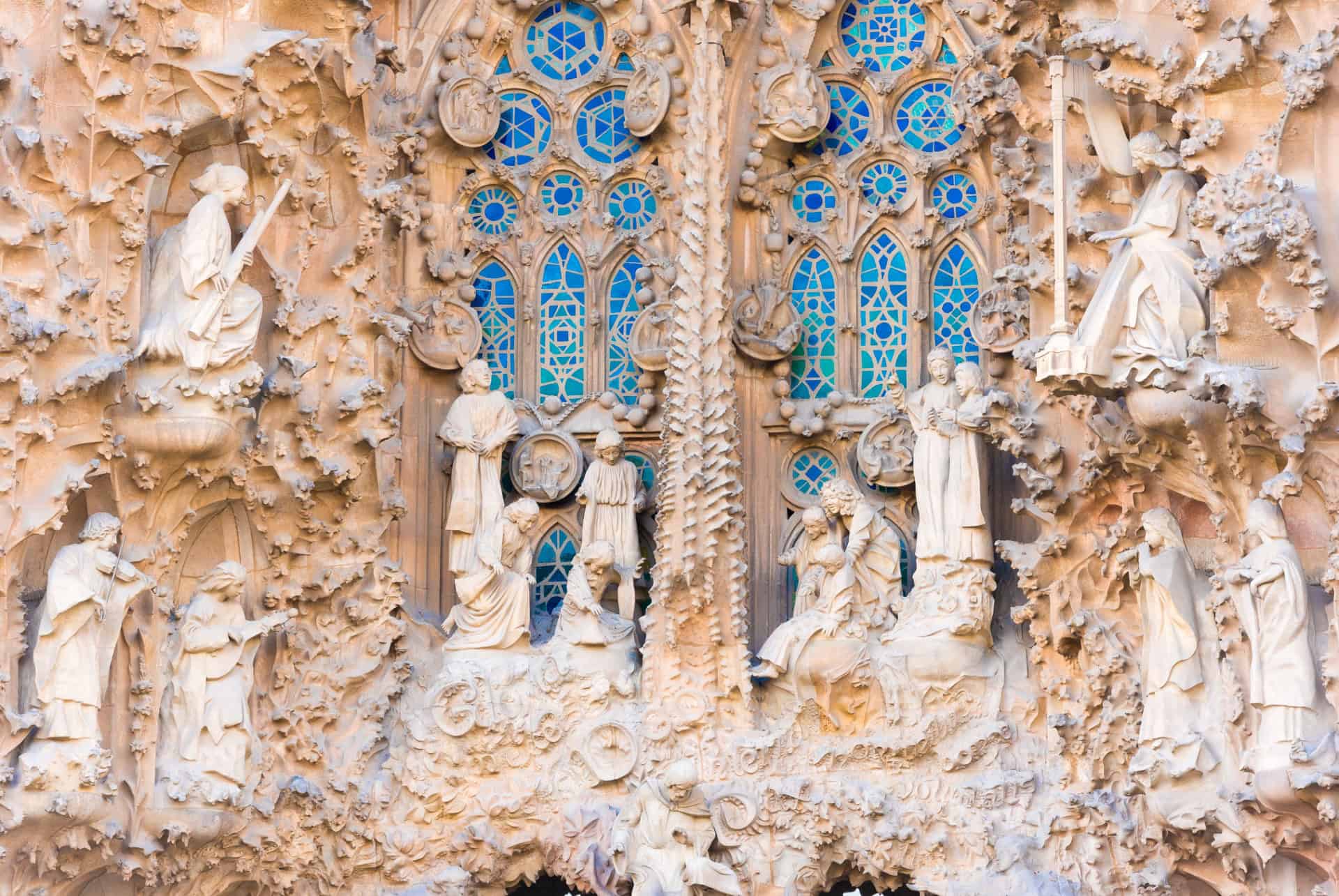 façade sagrada familia façade sagrada familia