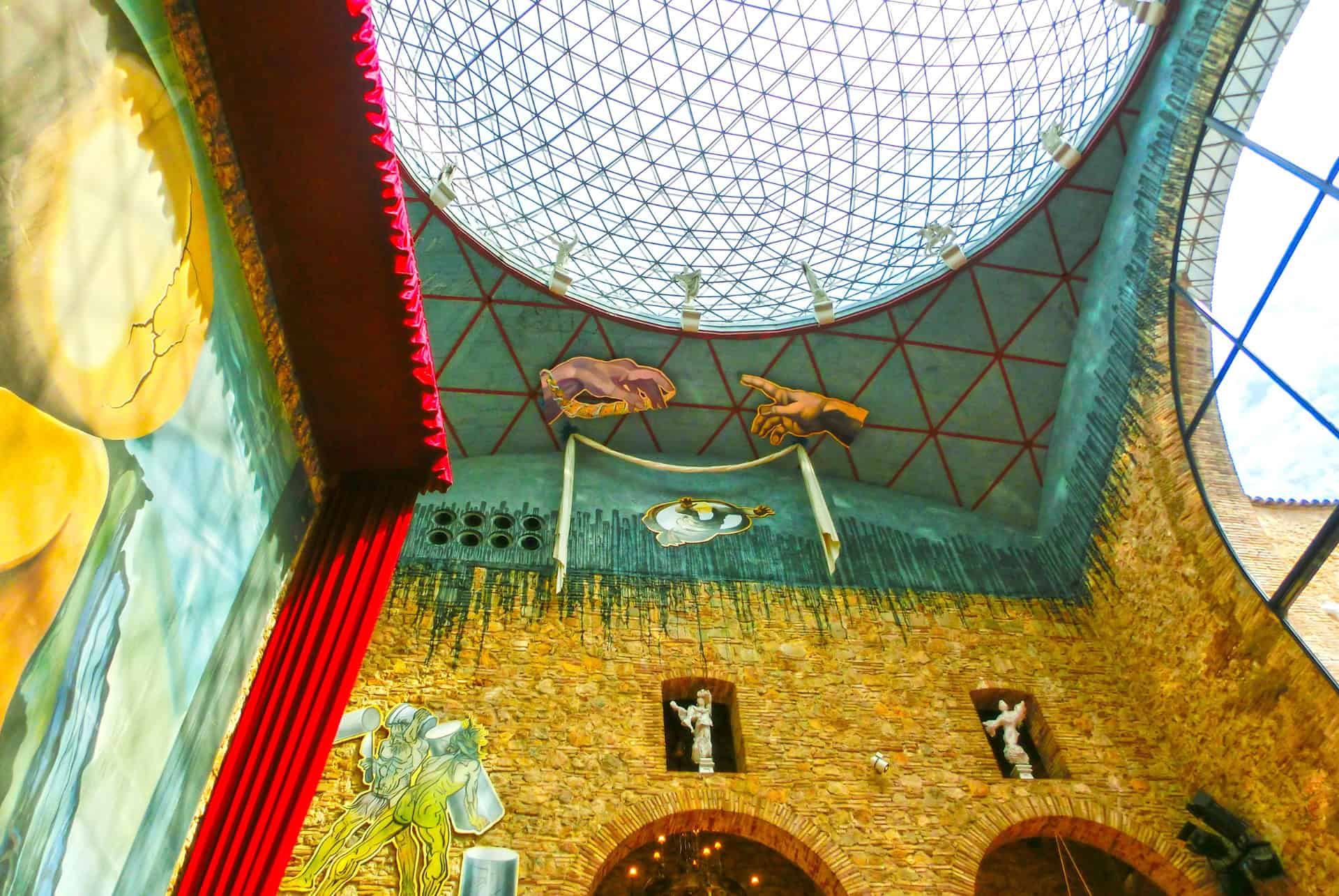 interieur musee theatre dali interieur musee theatre dali