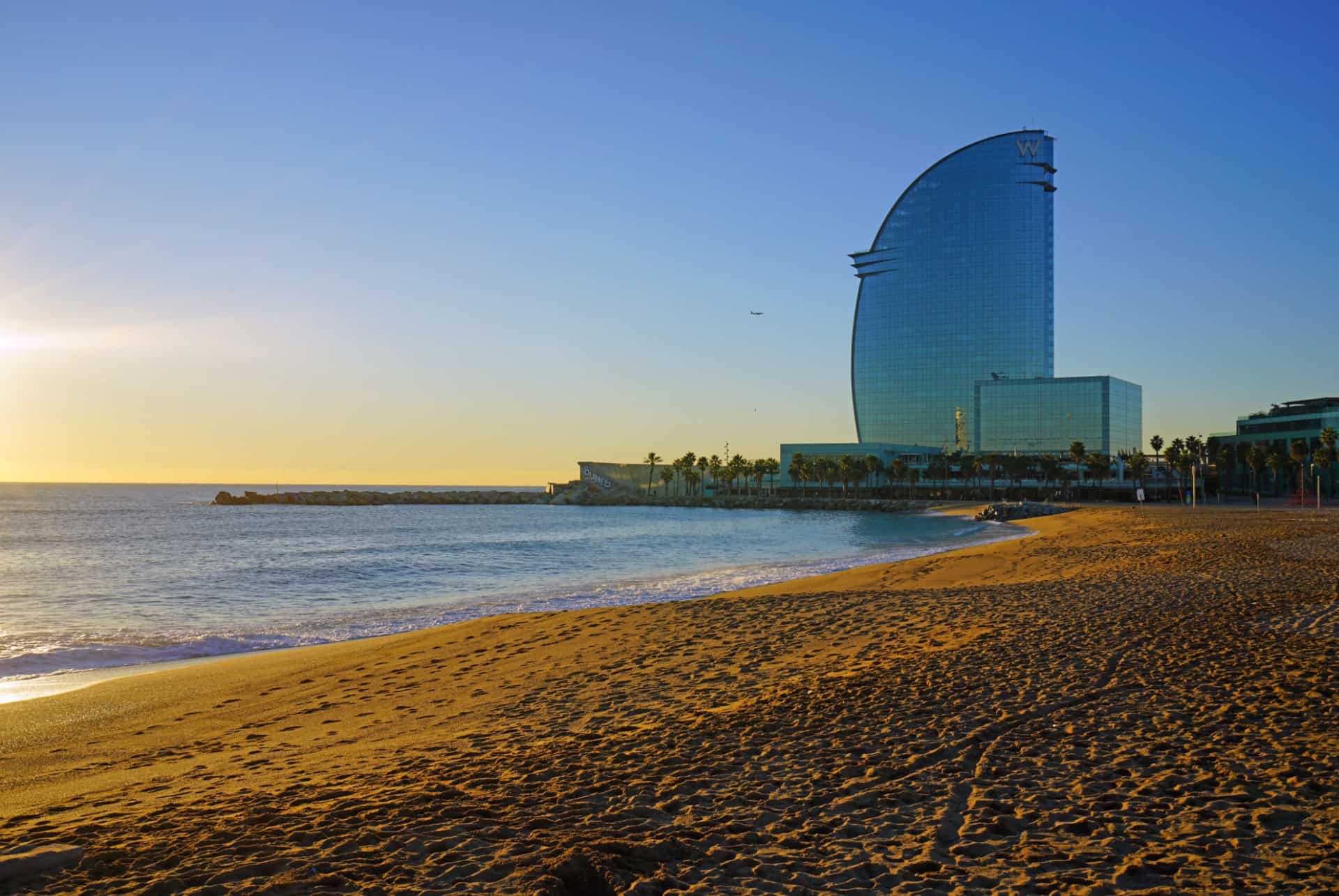 plage sant sebastia barcelone plage sant sebastia barcelone