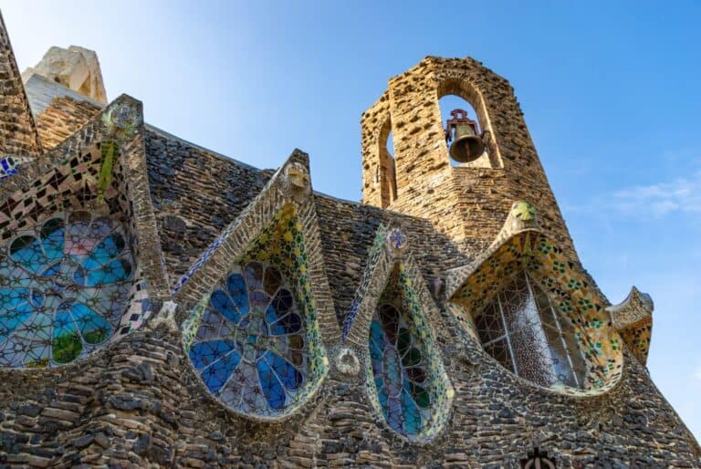 Billet standard pour la Colónia Güell et train depuis Barcelone