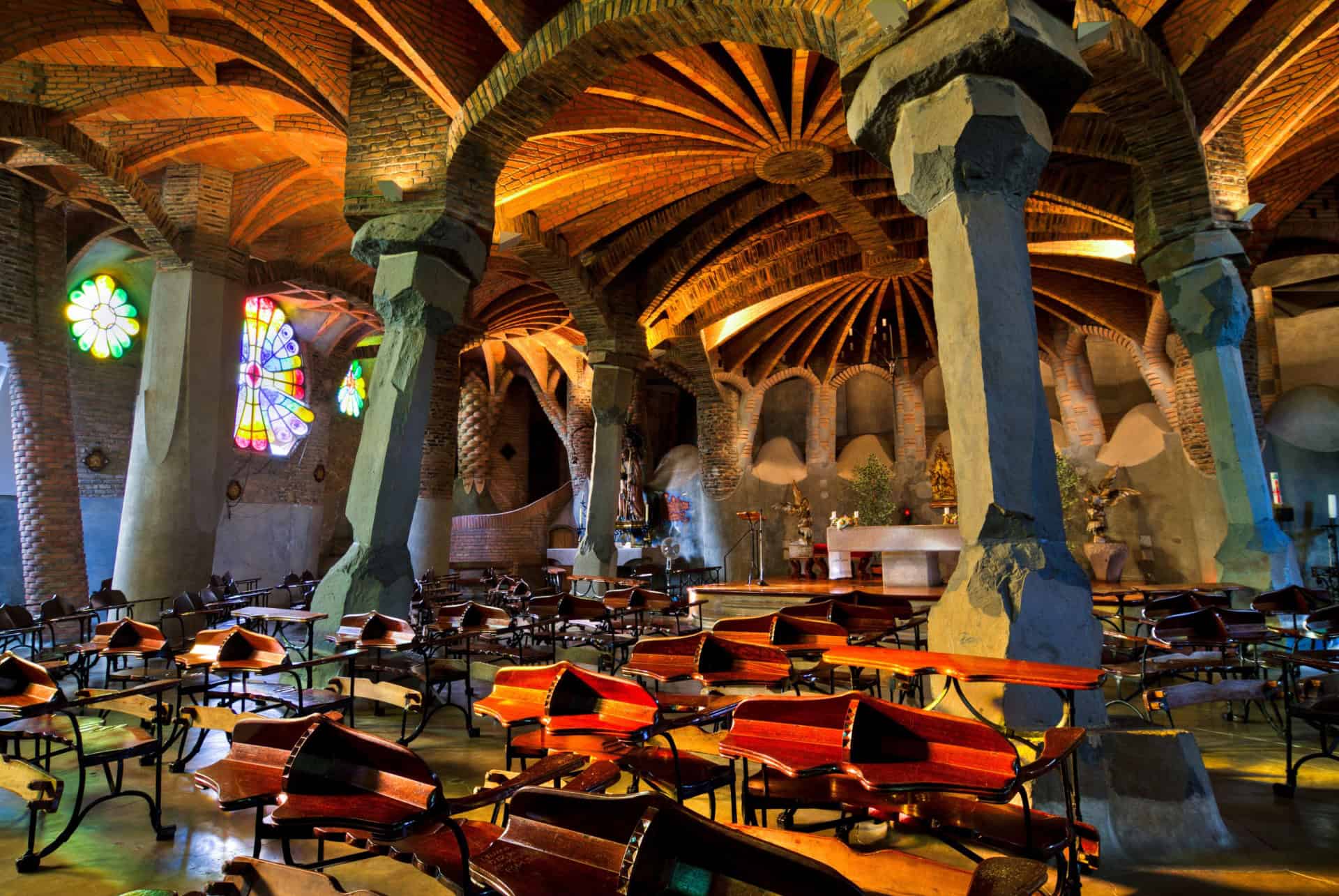 vitraux crypte gaudi vitraux crypte gaudi