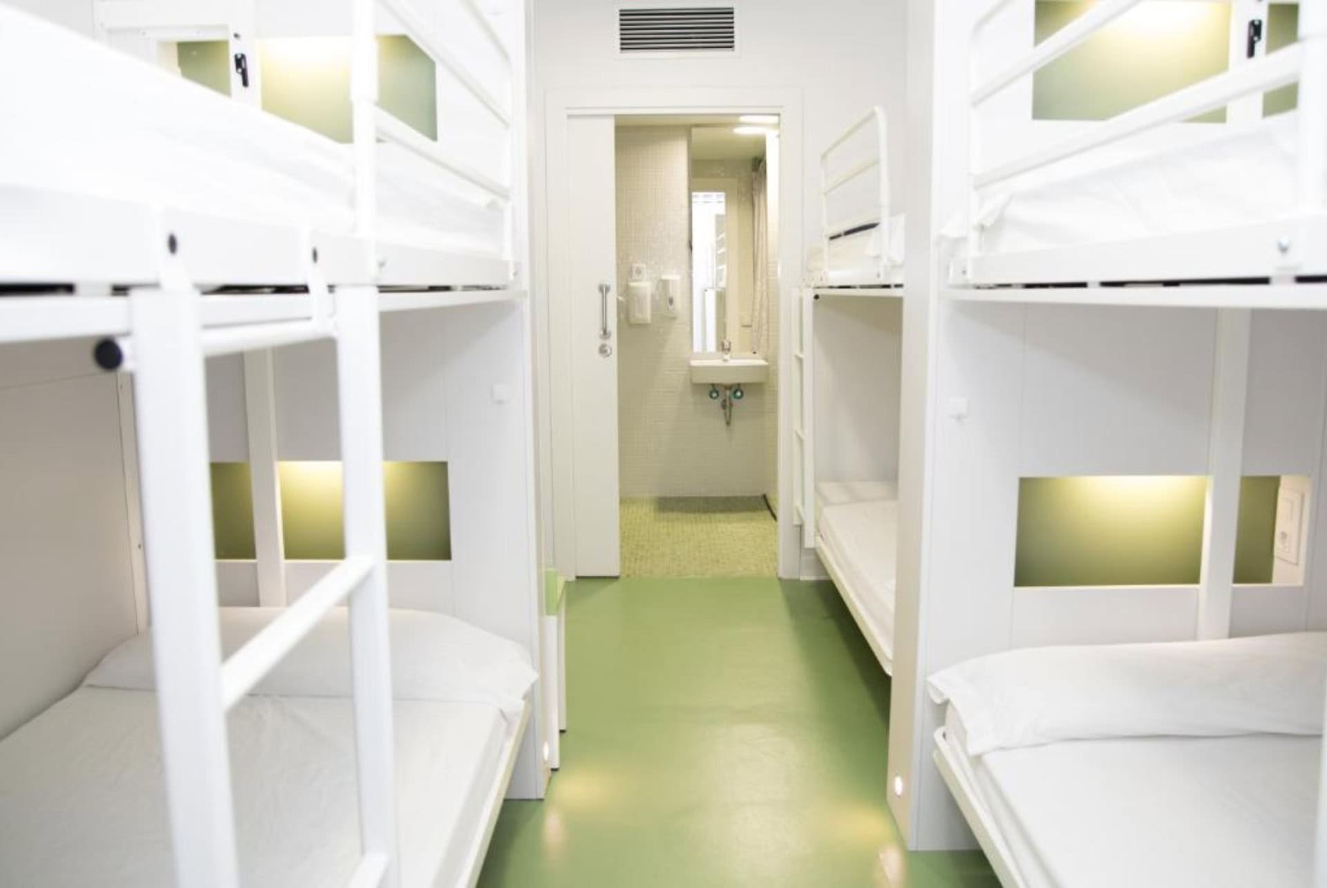 sant jordi hostels sagrada familia barcelone sant jordi hostels sagrada familia barcelone