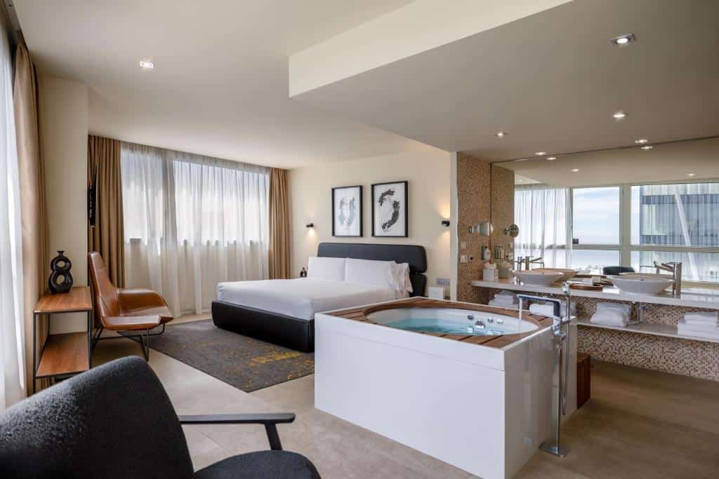 hotel sb diagonal zero four sup chambre hotel sb diagonal zero four sup chambre