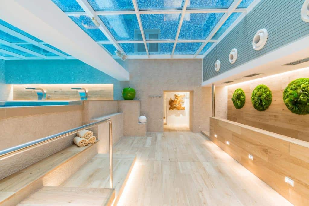 salles hotel pere iv spa salles hotel pere iv spa